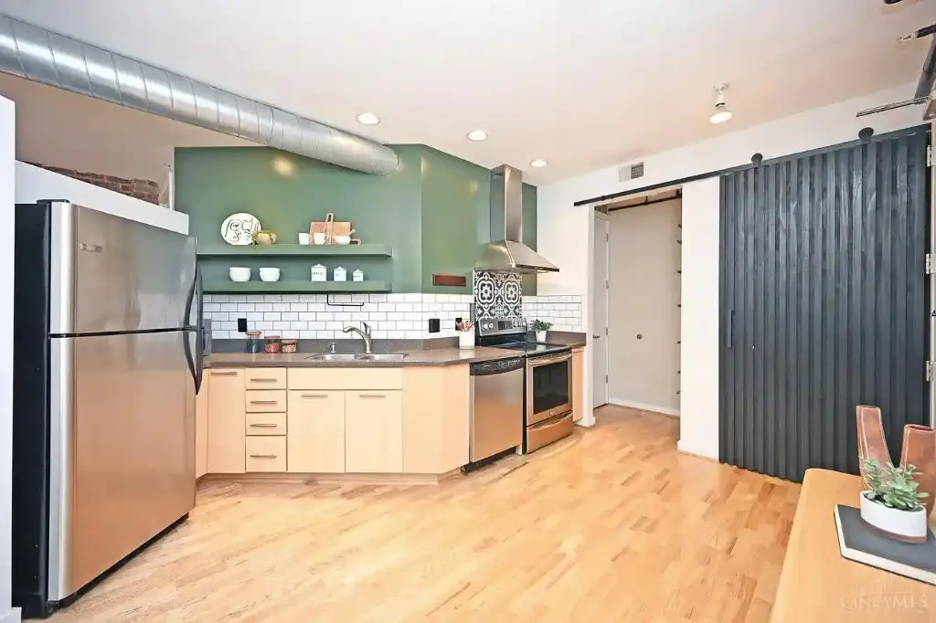 1213 Vine St UNIT C, Cincinnati, OH 45202 