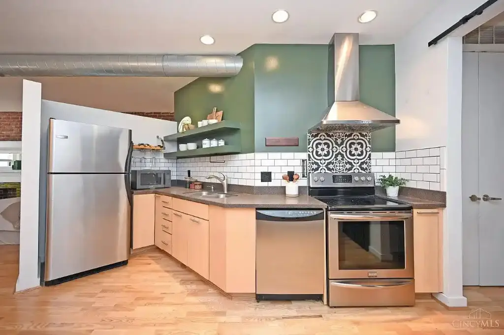 1213 Vine St UNIT C, Cincinnati, OH 45202 