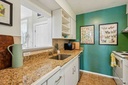 561 Milton St APT E, Cincinnati, OH 45202 