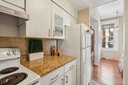 561 Milton St APT E, Cincinnati, OH 45202 