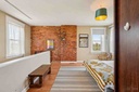 561 Milton St APT E, Cincinnati, OH 45202 