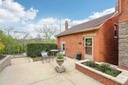561 Milton St APT E, Cincinnati, OH 45202 