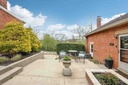 561 Milton St APT E, Cincinnati, OH 45202 