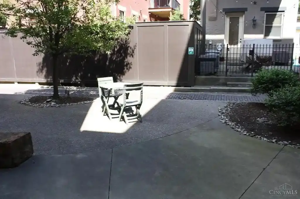 1432 Race St UNIT 102, Cincinnati, OH 45202 