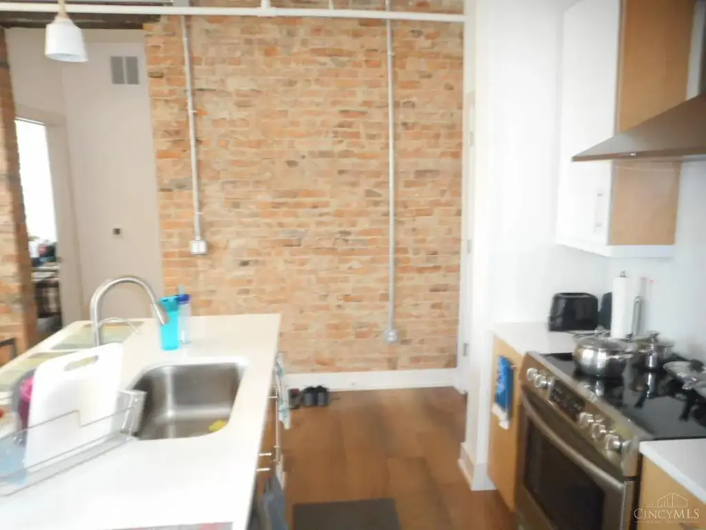 26 W 15th St #5F, Cincinnati, OH 45202 