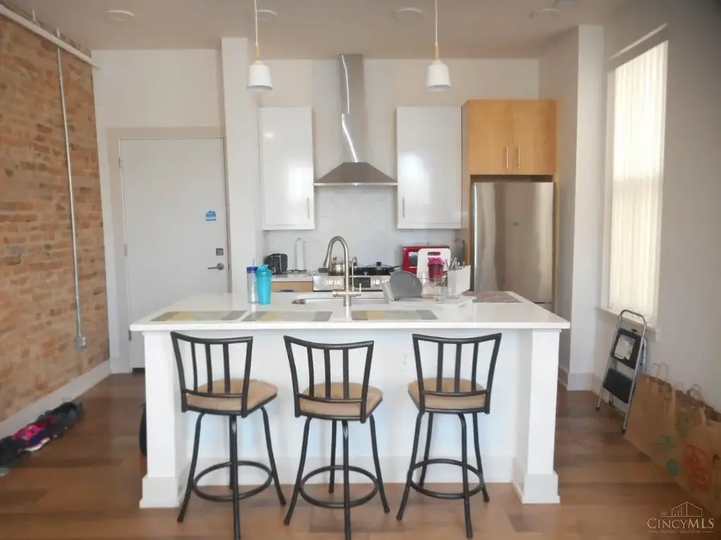 26 W 15th St #5F, Cincinnati, OH 45202 