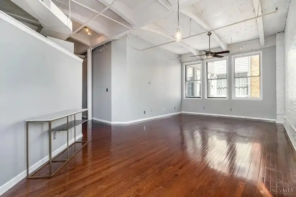 335 W 5th St UNIT 403, Cincinnati, OH 45202 