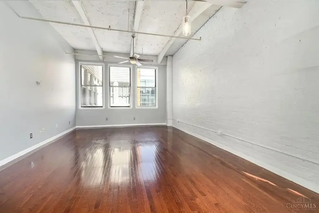 335 W 5th St UNIT 403, Cincinnati, OH 45202 