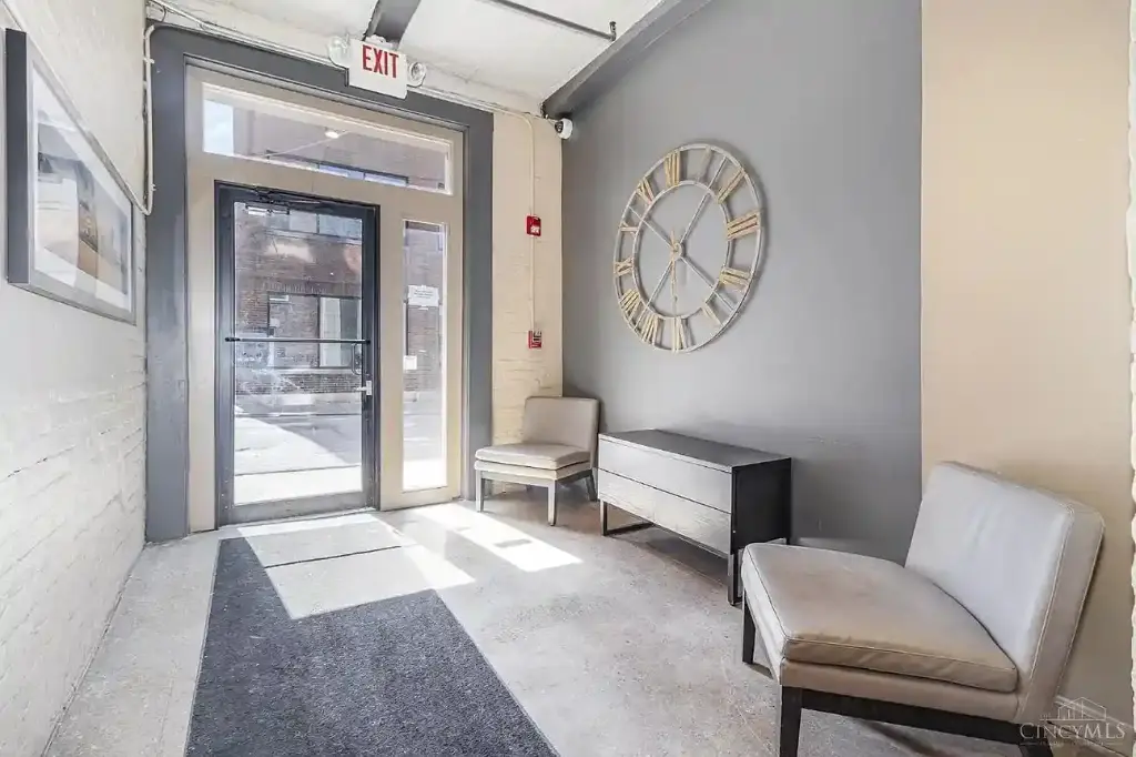 335 W 5th St UNIT 403, Cincinnati, OH 45202 