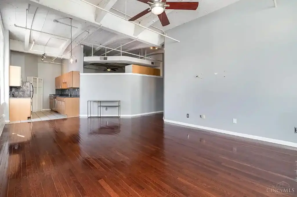 335 W 5th St UNIT 403, Cincinnati, OH 45202 