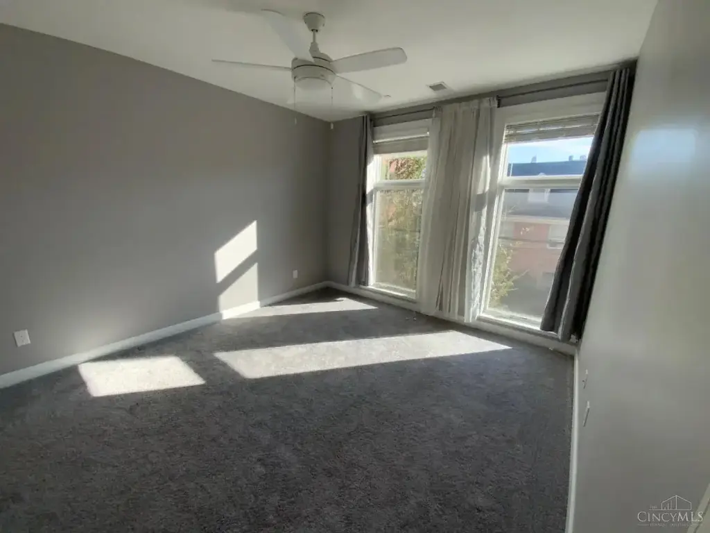 116 W 15th St #206, Cincinnati, OH 45202 