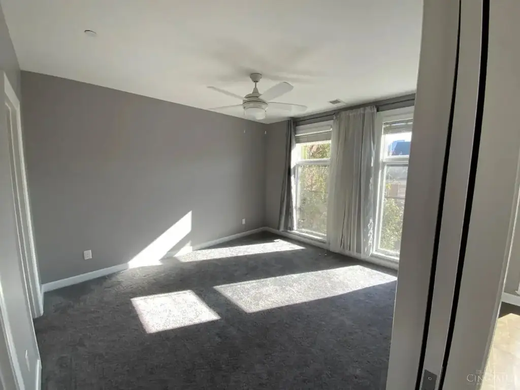 116 W 15th St #206, Cincinnati, OH 45202 