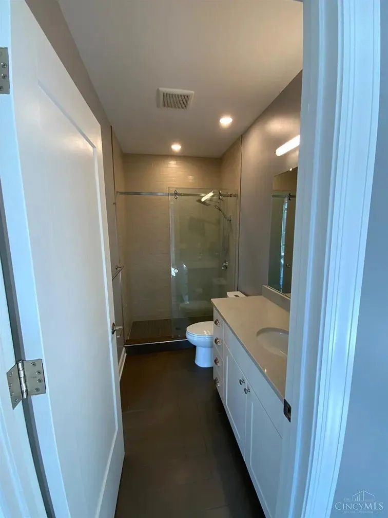 116 W 15th St #206, Cincinnati, OH 45202 
