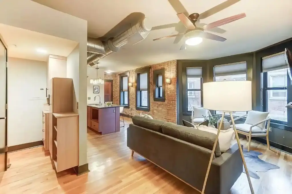 14 W 14th St #301, Cincinnati, OH 45202 