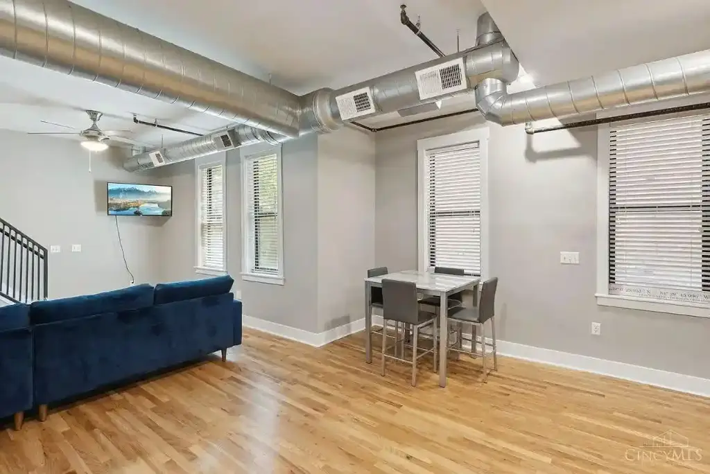 1406 Republic St APT 102, Cincinnati, OH 45202 