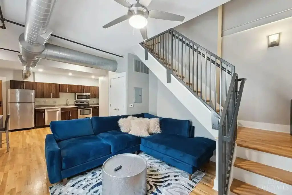 1406 Republic St APT 102, Cincinnati, OH 45202 