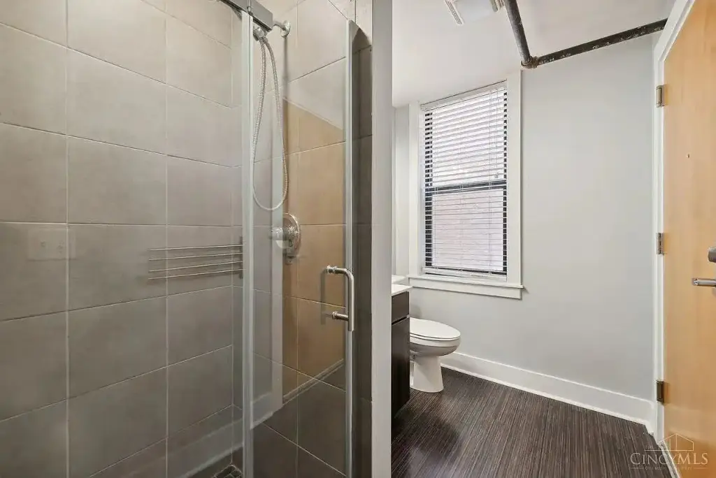 1406 Republic St APT 102, Cincinnati, OH 45202 