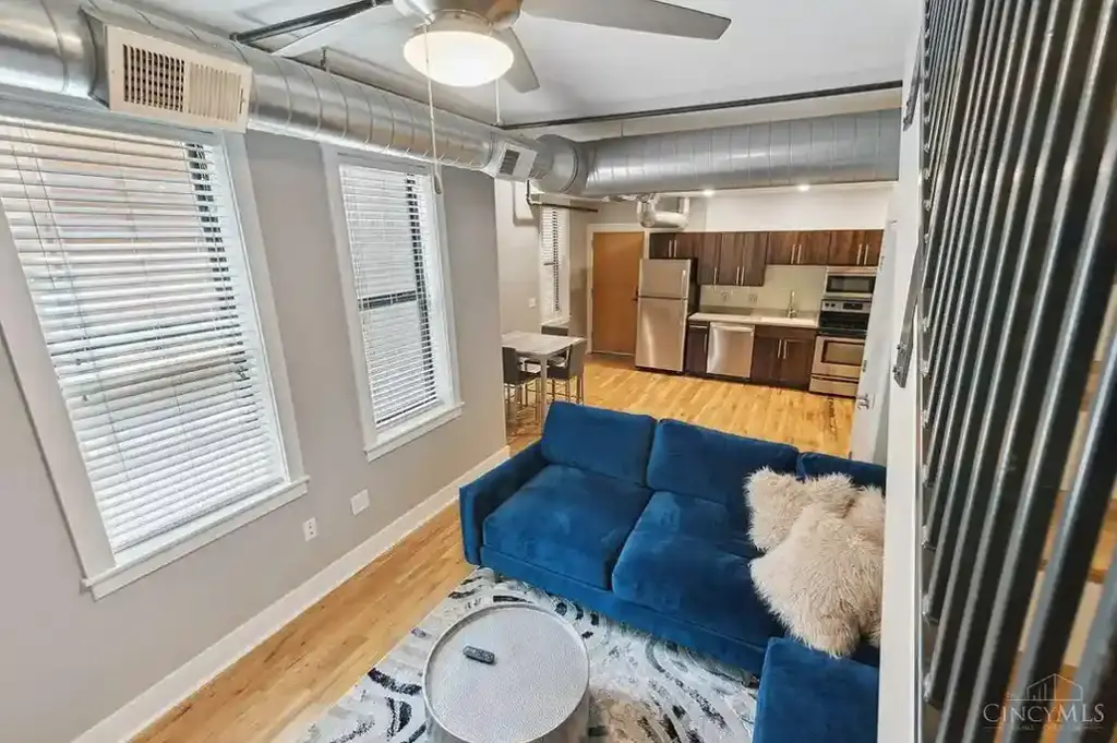 1406 Republic St APT 102, Cincinnati, OH 45202 