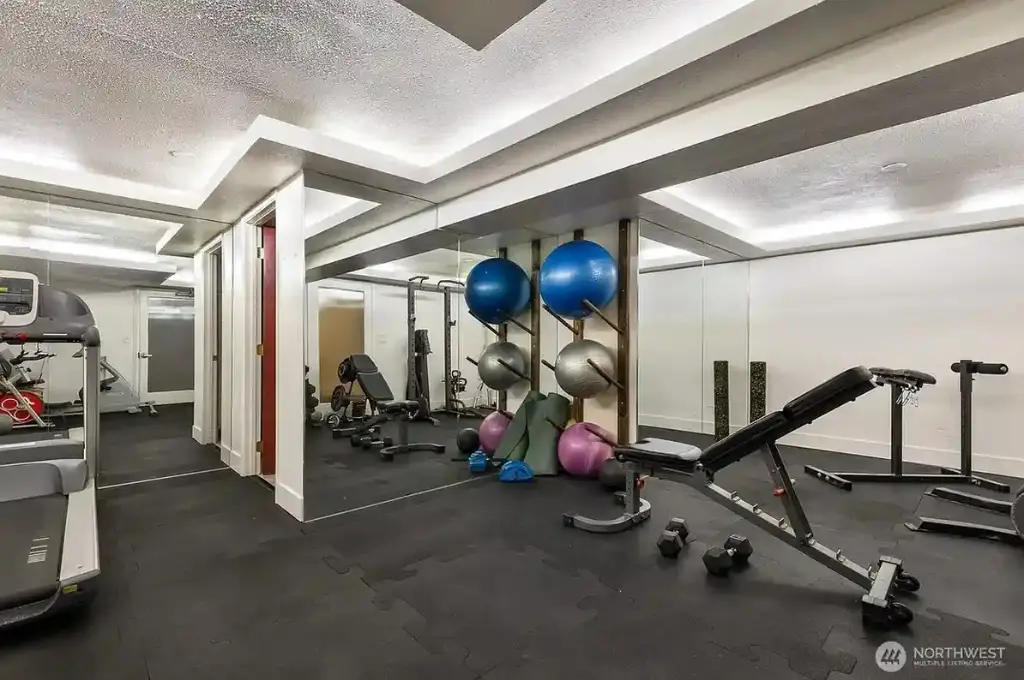 1000 Union Street #417, Seattle, WA 98101 