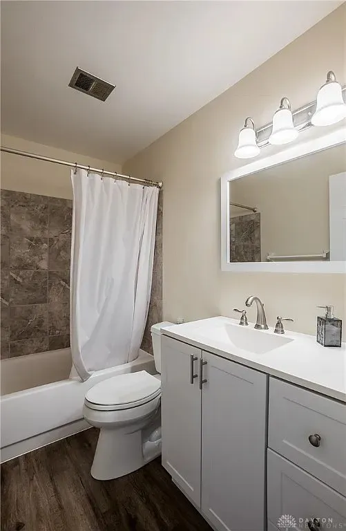 1215 Georgetown Ct, Fairborn, OH 45324 