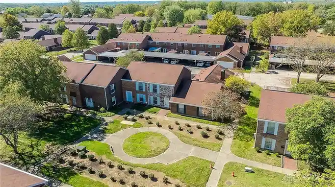 1215 Georgetown Ct, Fairborn, OH 45324 