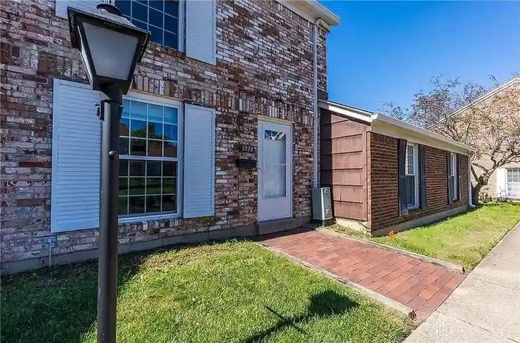 1215 Georgetown Ct, Fairborn, OH 45324 