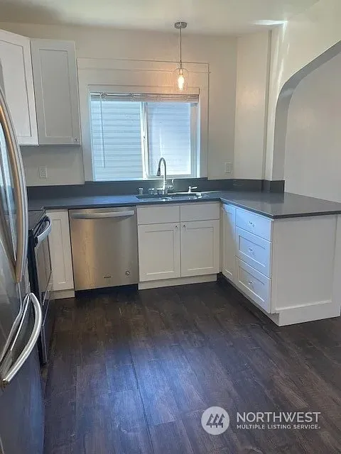 902 Pleasant Ave., Bremerton, WA 98337 