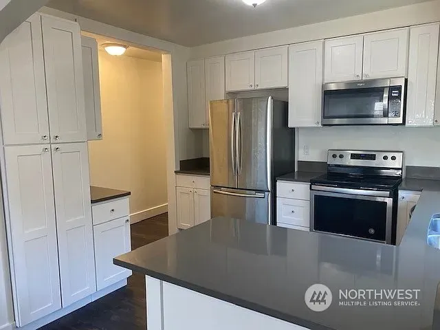 902 Pleasant Ave., Bremerton, WA 98337 