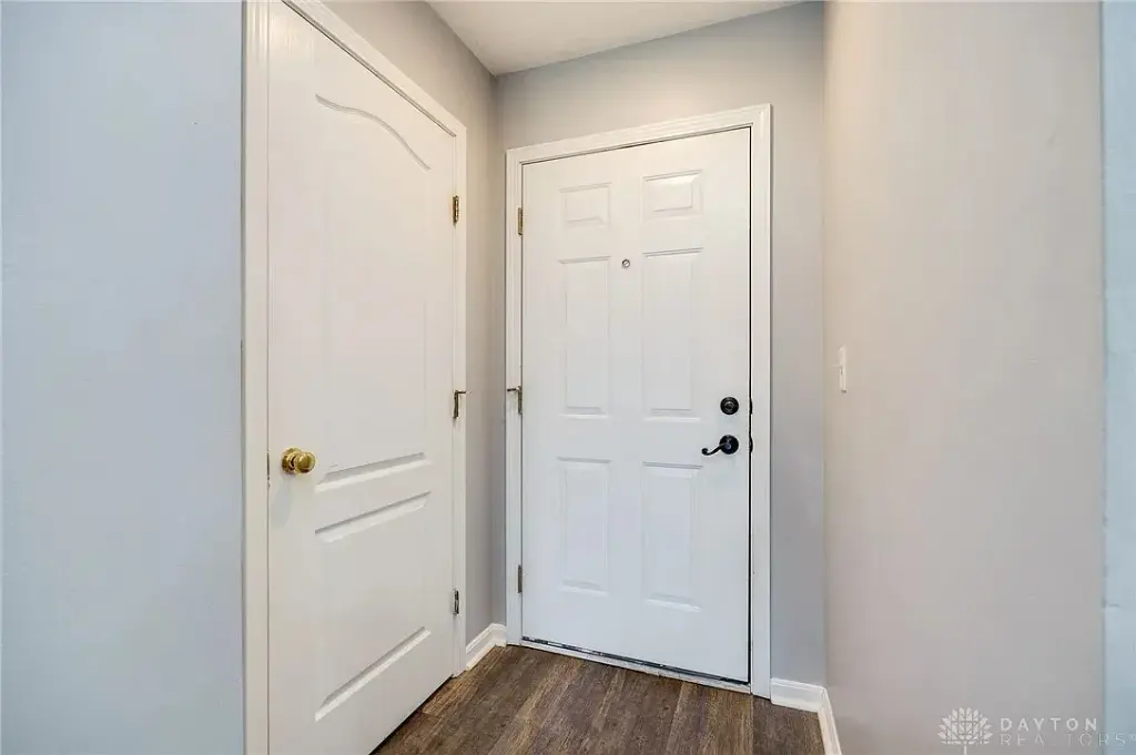 2454 Cabbage Key Dr, Miamisburg, OH 45342 