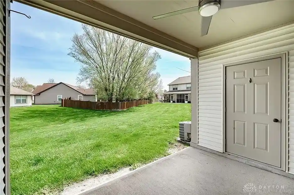 2454 Cabbage Key Dr, Miamisburg, OH 45342 
