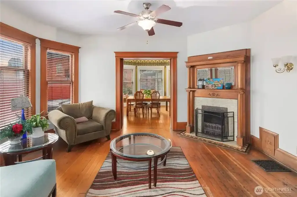 1713 Belmont Avenue, Seattle, WA 98122 