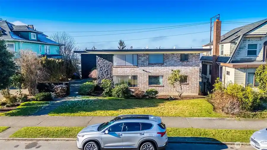 2424 Rucker Avenue #1-10, Everett, WA 98201 