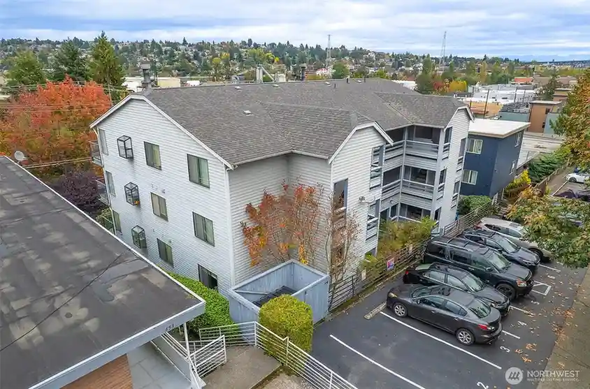 645 W Nickerson Street, Seattle, WA 98119 