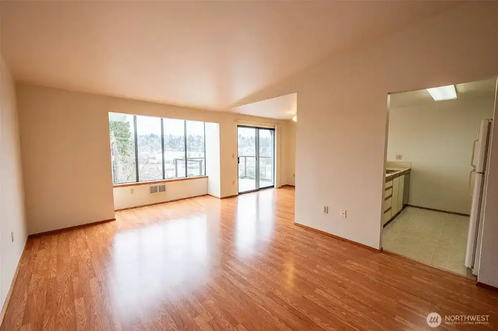 645 W Nickerson Street, Seattle, WA 98119 