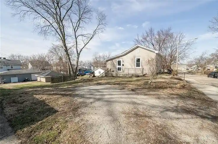 1127 Pritz Ave, Dayton, OH 45410 