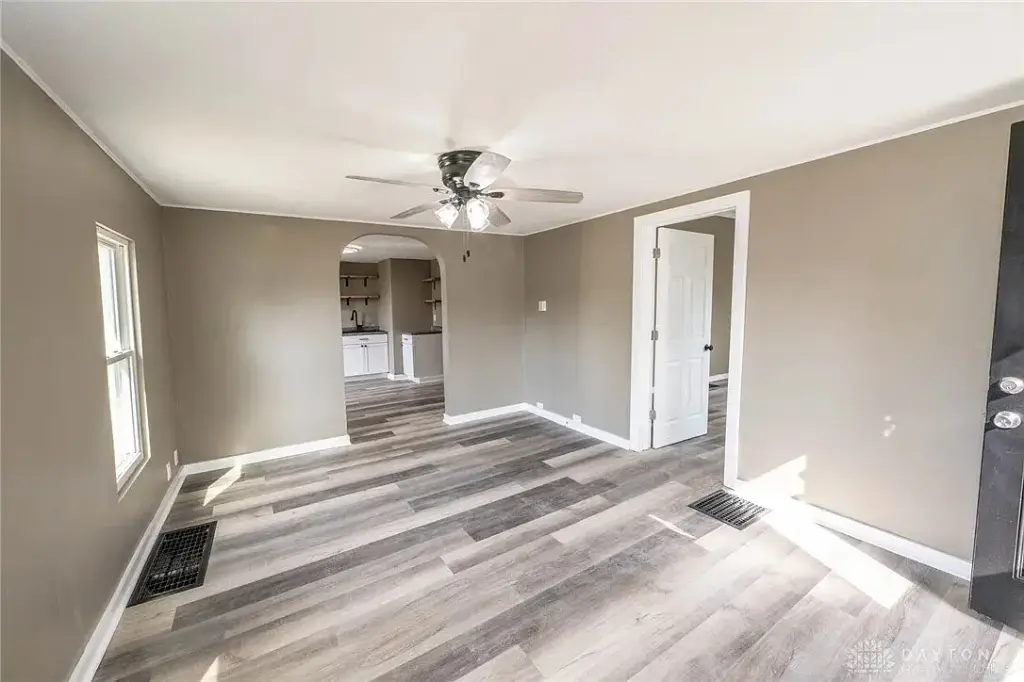 1127 Pritz Ave, Dayton, OH 45410 
