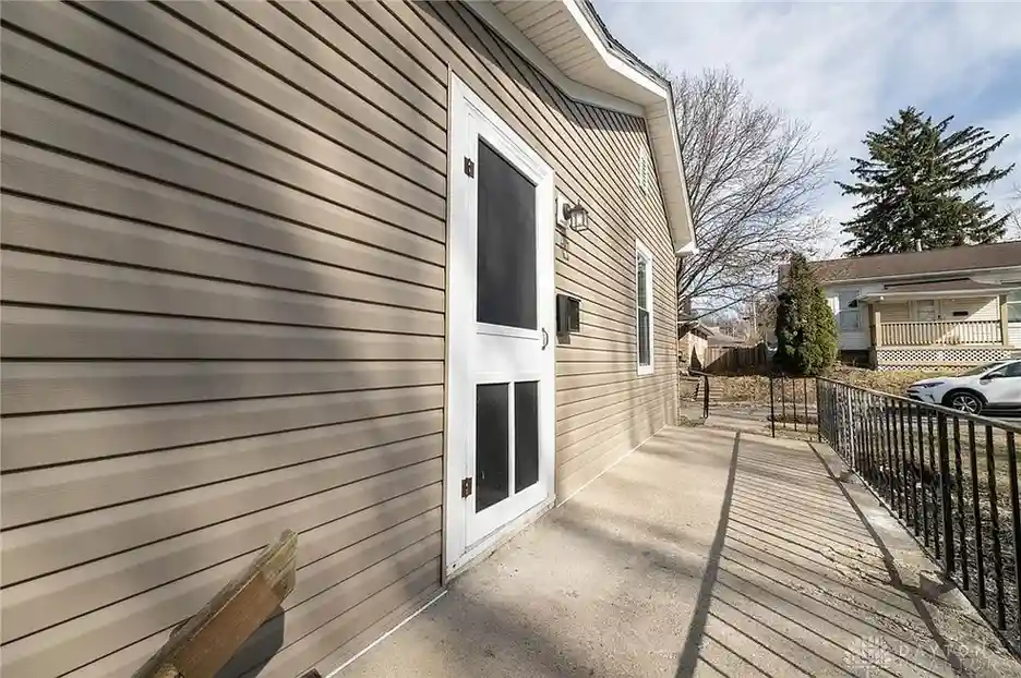 1127 Pritz Ave, Dayton, OH 45410 