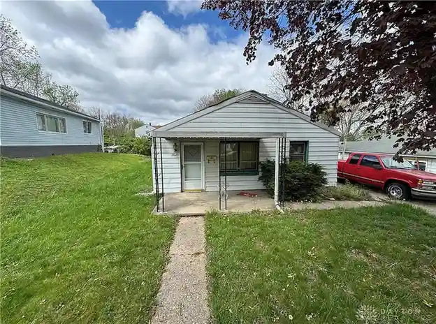 2823 Revels Ave, Dayton, OH 45417 