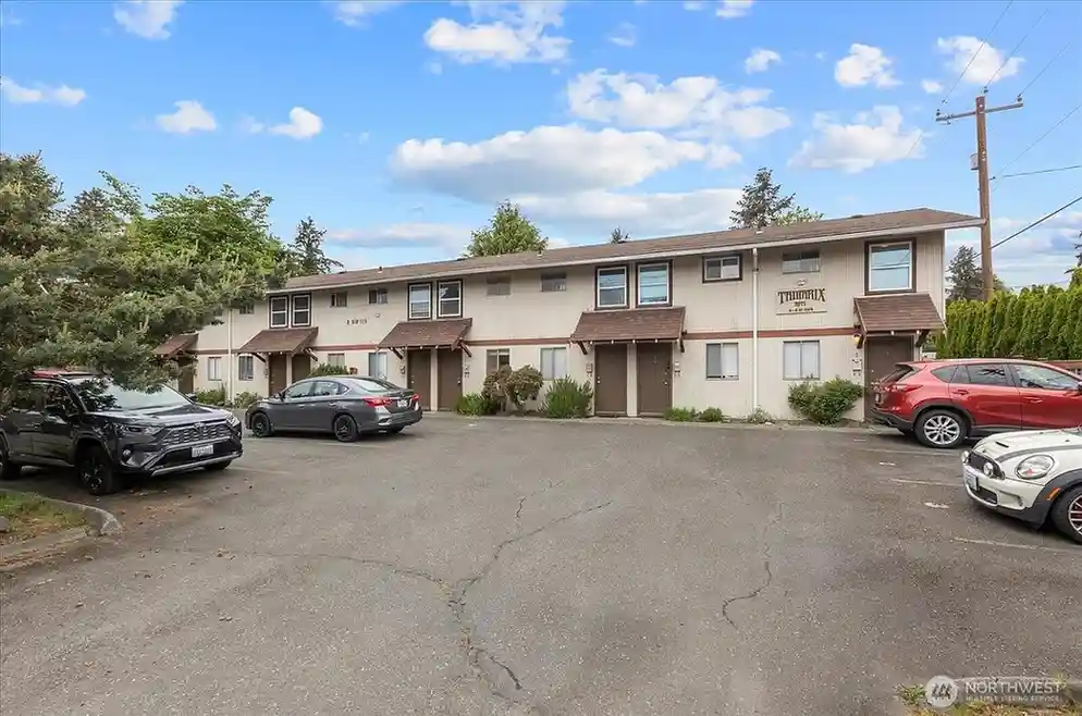 2 SW 119th Street, Burien, WA 98146 