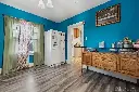 142 E Parkwood Dr, Dayton, OH 45405 