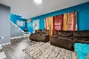 142 E Parkwood Dr, Dayton, OH 45405 