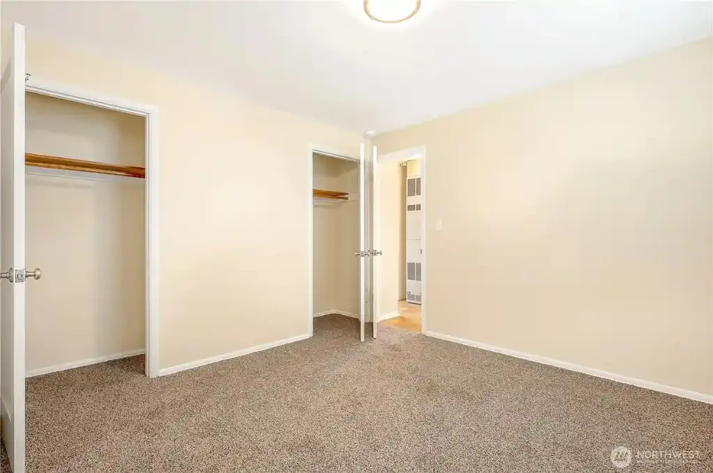 702 710 N 41st Street, Seattle, WA 98103 