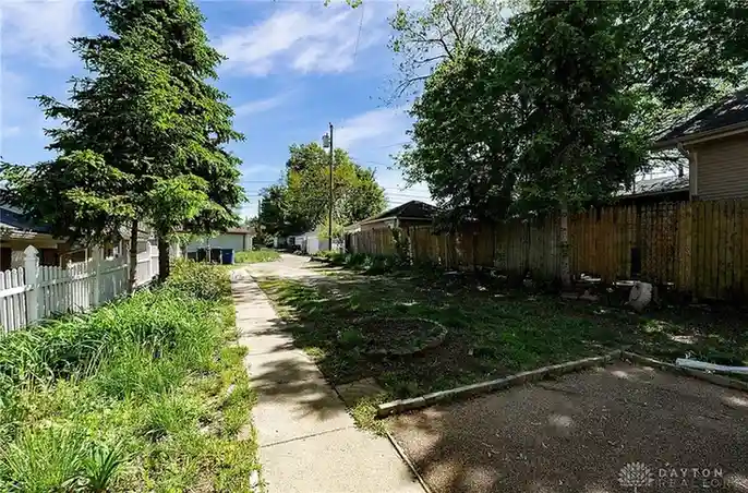 914 Linden Ave, Dayton, OH 45410 