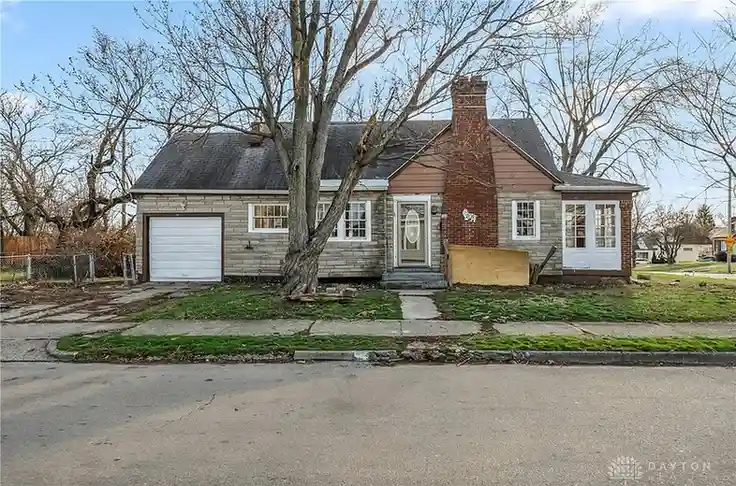 201 Ashwood Ave, Dayton, OH 45405 