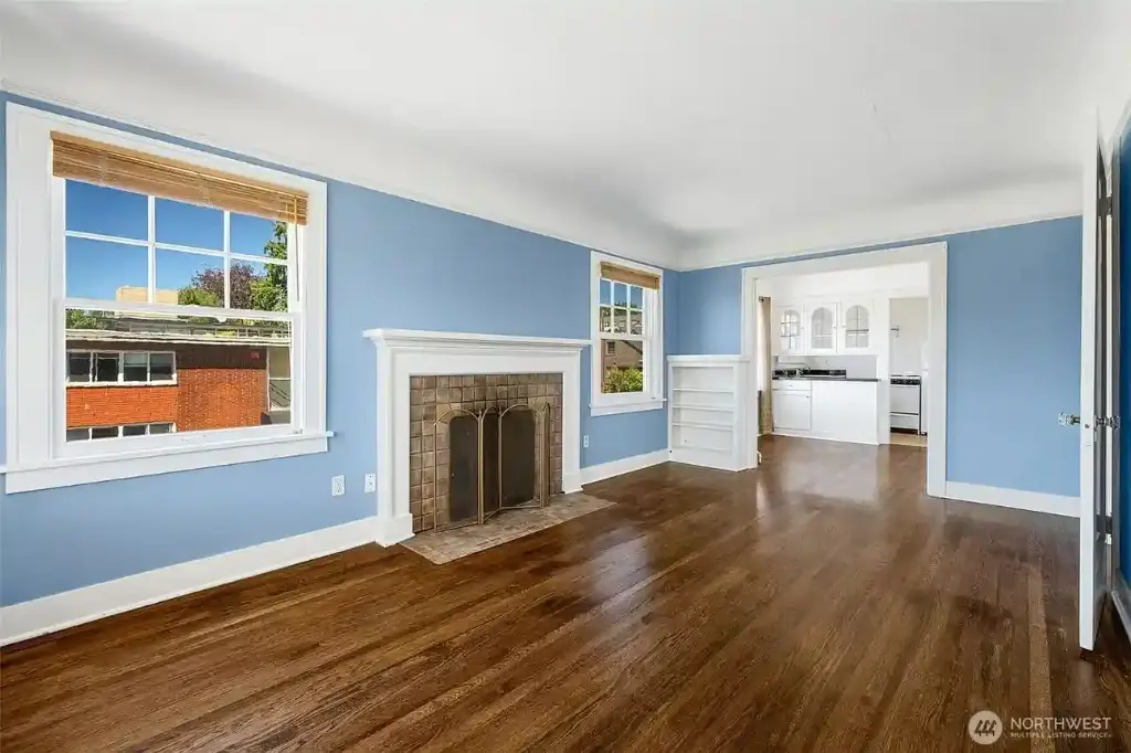 746 10th Avenue E, Seattle, WA 98102 
