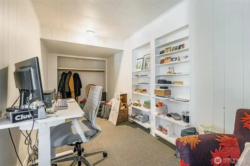 746 10th Avenue E, Seattle, WA 98102 