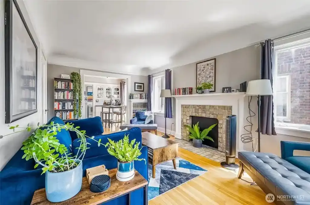 746 10th Avenue E, Seattle, WA 98102 