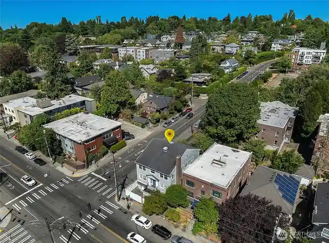 746 10th Avenue E, Seattle, WA 98102 