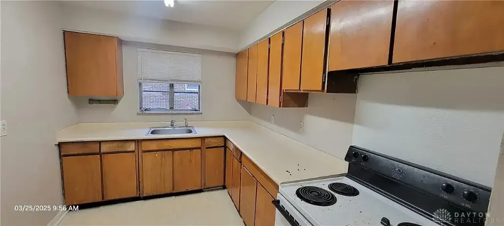 605 Delaware Ave, Dayton, OH 45405 