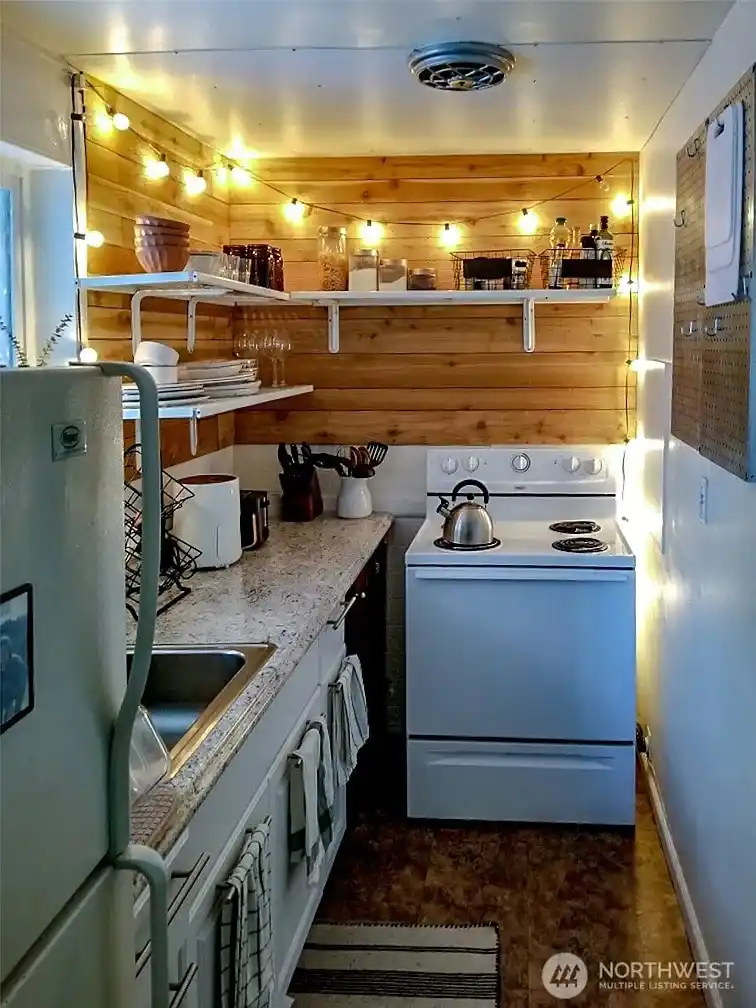 5101 Ravenna Avenue NE, Seattle, WA 98105 